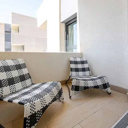 Lejlighed Cozy 3br, 5min To Beach, 20min Almeria Center Retamar (Almeria)