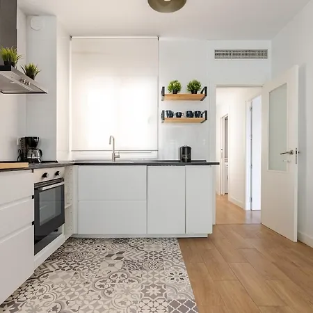 Lejlighed Cozy 3br, 5min To Beach, 20min Almeria Center Retamar (Almeria)