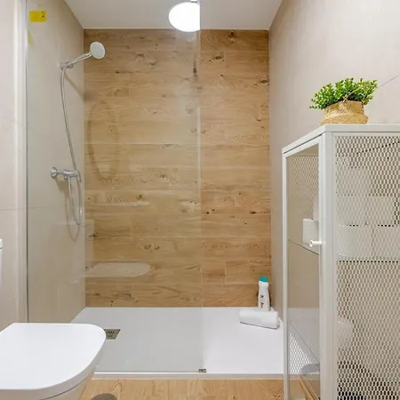 Cozy 3br, 5min To Beach, 20min Almeria Center Retamar (Almeria)